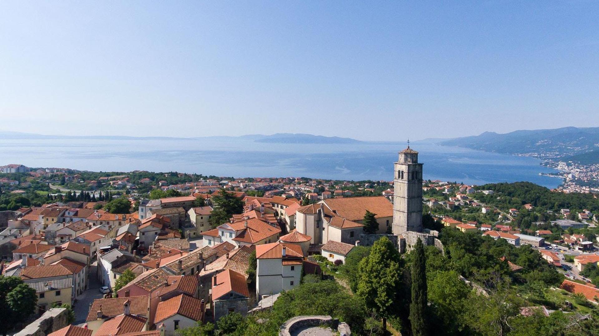 Apartments Villa Kastav In Old Town Center With Sea View And Parking Экстерьер фото