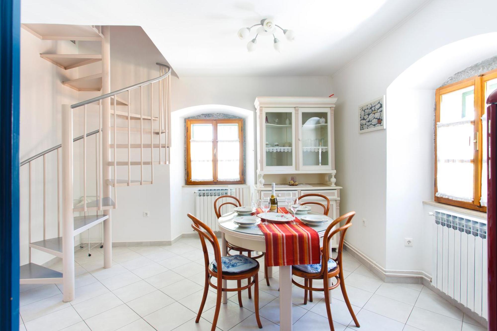 Apartments Villa Kastav In Old Town Center With Sea View And Parking Экстерьер фото