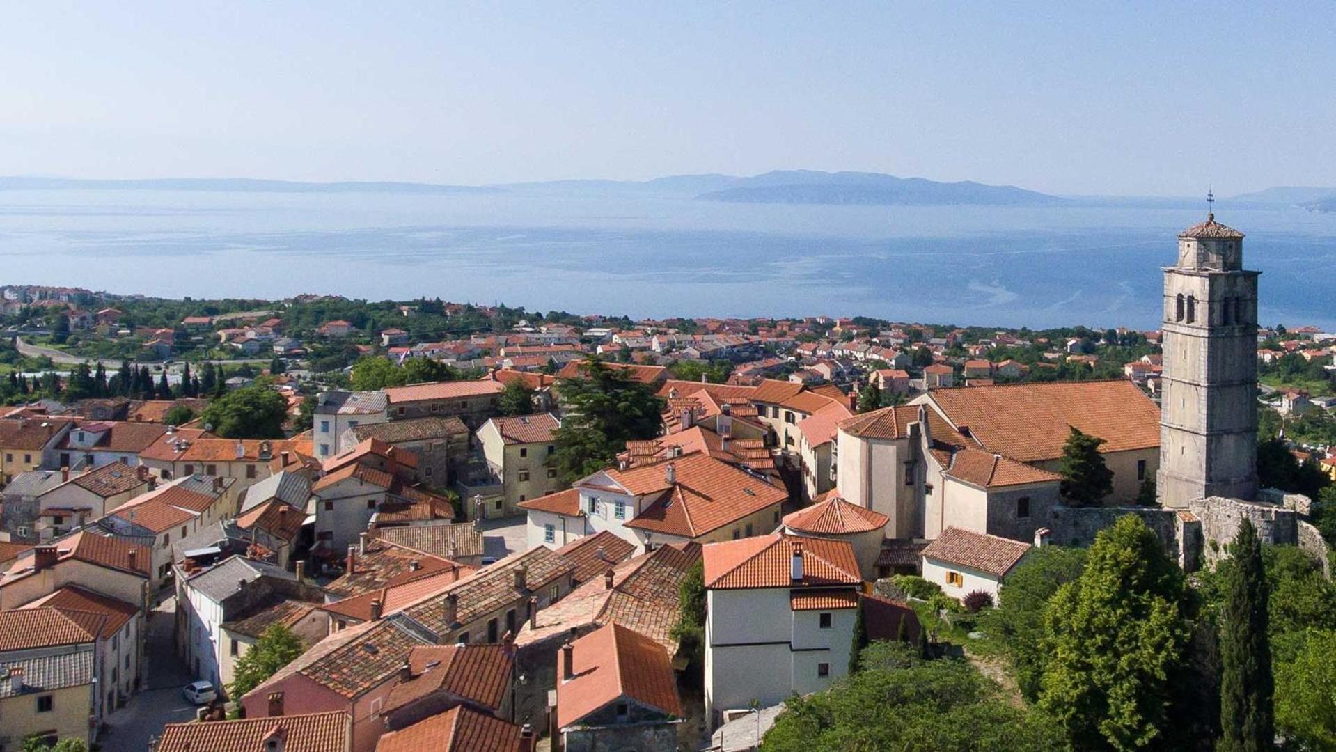 Apartments Villa Kastav In Old Town Center With Sea View And Parking Экстерьер фото