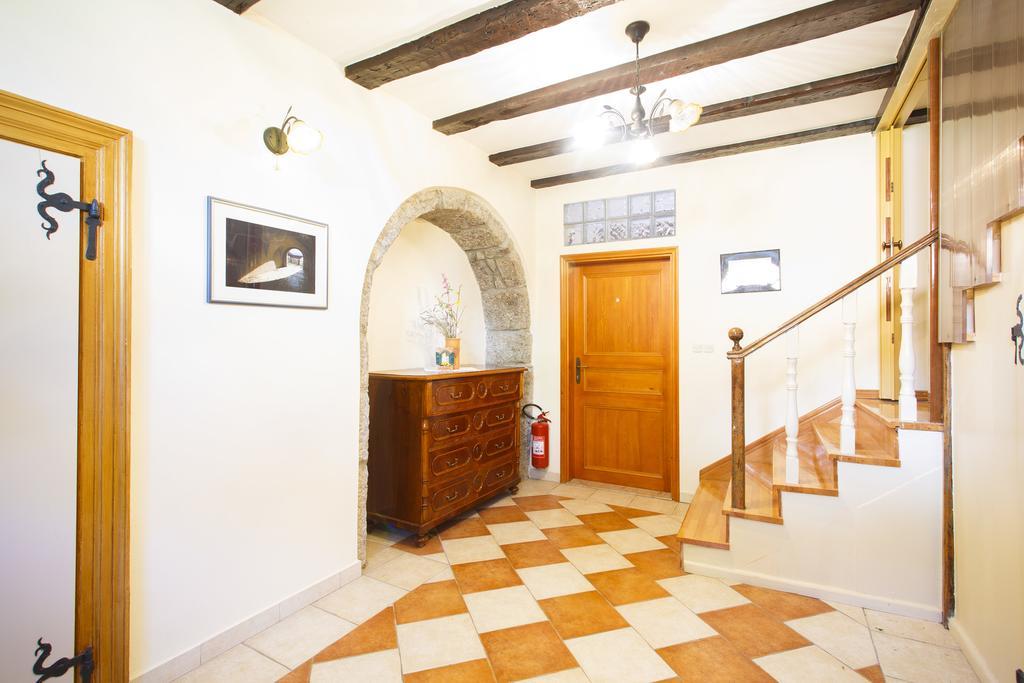 Apartments Villa Kastav In Old Town Center With Sea View And Parking Номер фото