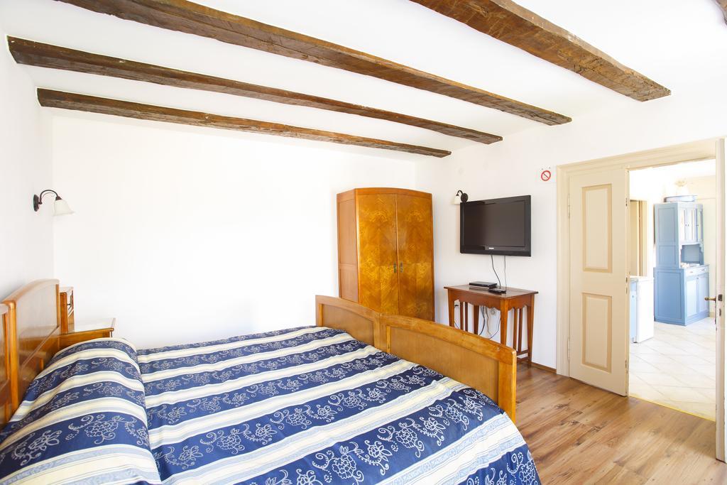 Apartments Villa Kastav In Old Town Center With Sea View And Parking Номер фото