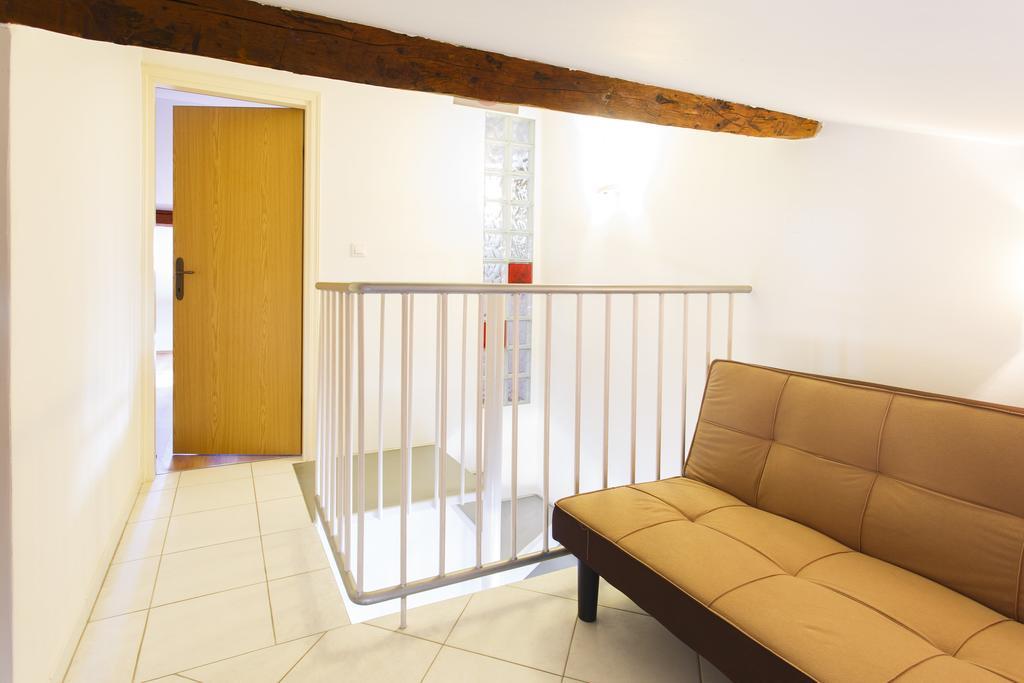 Apartments Villa Kastav In Old Town Center With Sea View And Parking Номер фото