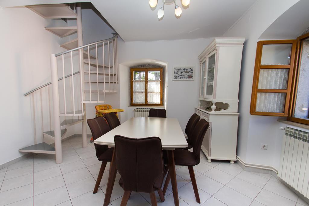 Apartments Villa Kastav In Old Town Center With Sea View And Parking Экстерьер фото