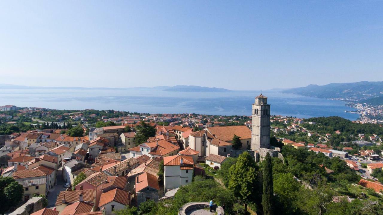 Apartments Villa Kastav In Old Town Center With Sea View And Parking Экстерьер фото